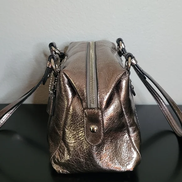Coach Julia metallic leather crossbody  bag - Picture 5 of 13